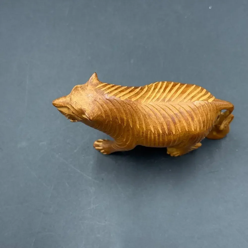 Wooden vintage hand